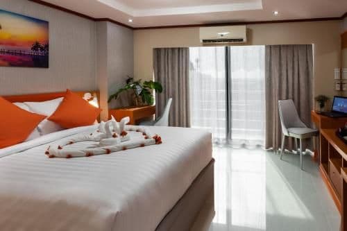 Deluxe Double or Twin Room