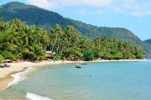 Two-Bedroom Apartment with Sea View (4 Adults)