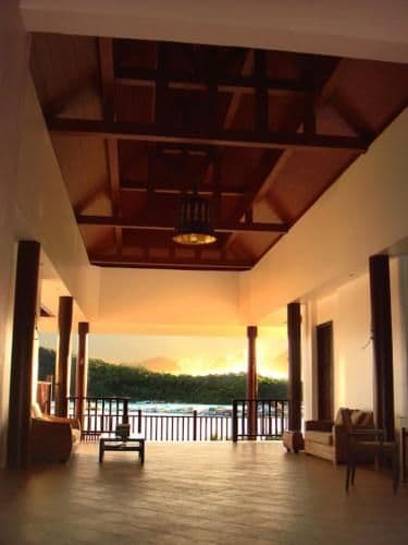 Two-Bedroom Apartment with Sea View (4 Adults)