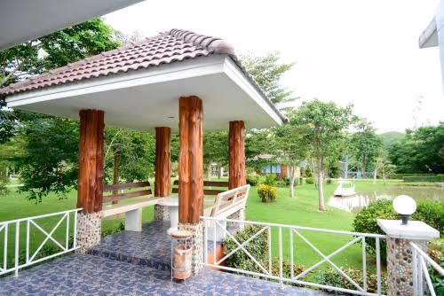 King Room with Mountain View