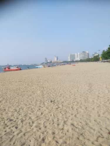 Sea Saran at Bang Saray Beach 5 mins to Cartoon Network & Legend Siam Sea Saran at Bang Saray Beach 5 mins to Cartoon Network & Legend Siam