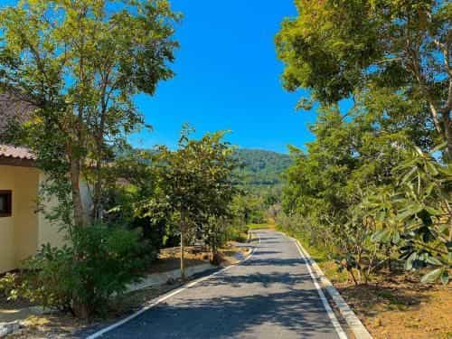 บ้านสวนทิพย์รีสอร์ท สัตหีบ บ้านสวนทิพย์รีสอร์ท สัตหีบ