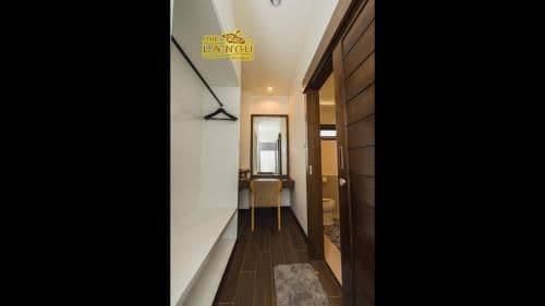 Suite with Pool View
