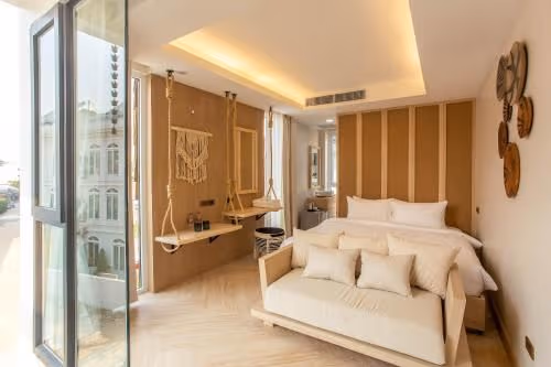Deluxe King Room