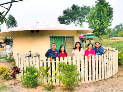 ไร่สุขเพียงพอ ไร่สุขเพียงพอ