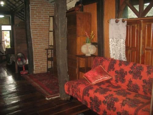 One-Bedroom Bungalow