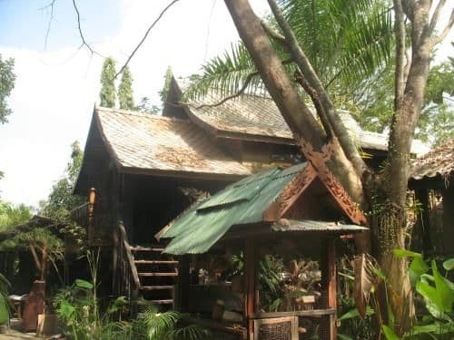 One-Bedroom Bungalow