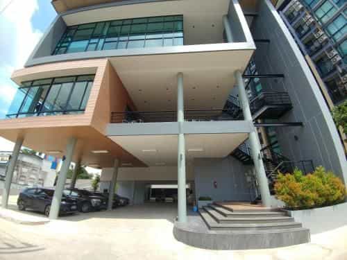 The heart of Hadyai enjoy your stay in Hayai. The heart of Hadyai enjoy your stay in Hayai.