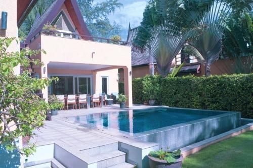 Sunsara Villa Beachfront4