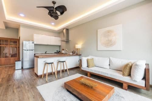 Deluxe Double Room (2 Adults + 1 Child)
