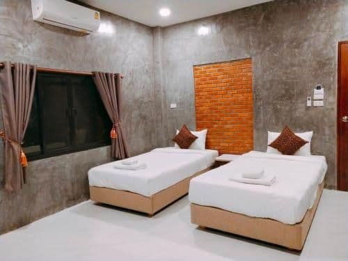 Deluxe Twin Room