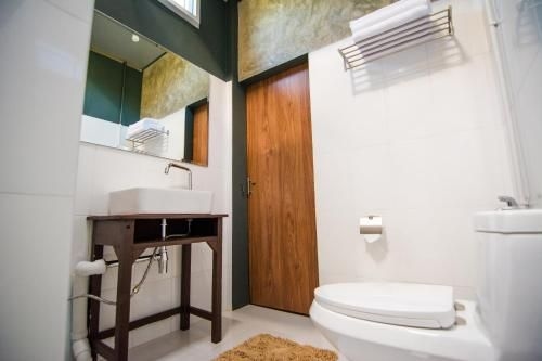 The Corner house (The Corner House)2
