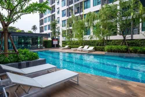 Niche mono Sukhumvit BTS market Niche mono Sukhumvit BTS market