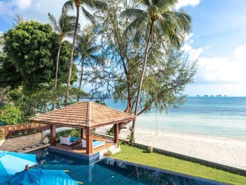 Villa - Beach Front