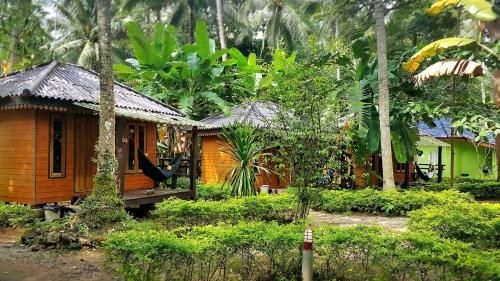 The Sunflower Bungalows3