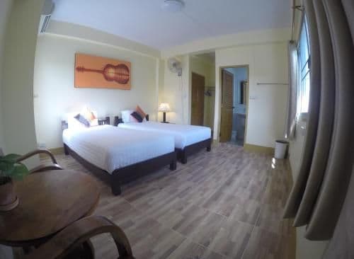 Large Twin Room
