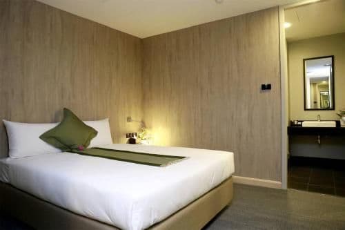 Standard Double Room (1 hour 06:00 -07:00)