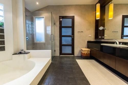 Prima Villa By Rents In Phuket4