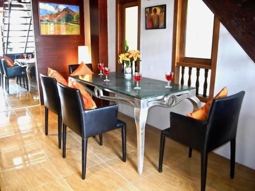 Patong Apartment - Thai Style Duplex Apartment near Beach4