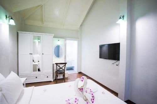 Family Room with Sea View