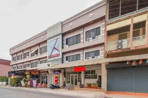 OYO 724 Green Light Cafe & Bed Hostel OYO 724 Green Light Cafe & Bed Hostel