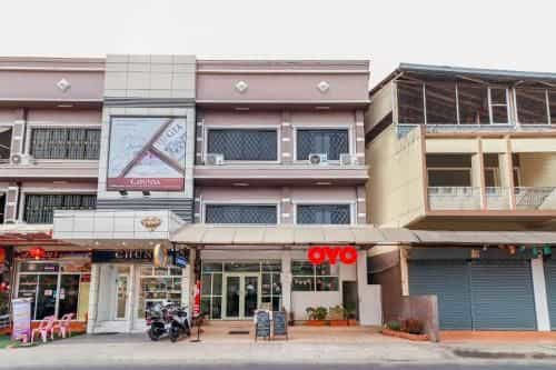 OYO 724 Green Light Cafe & Bed Hostel OYO 724 Green Light Cafe & Bed Hostel