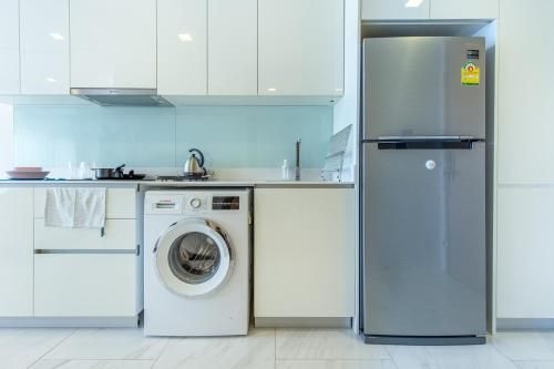 Sukhumvit11 Asoke Nana BTS Exclusive two bedroom with a twist1