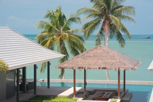 Villa - Beach Front
