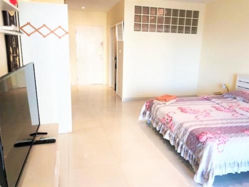 Jomtien Plaza residence large modern studio apartment4