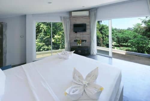 2 story apartment with sea view 2 story apartment with sea view