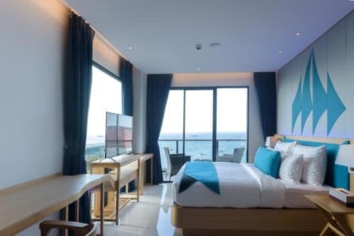 Double Room with Balcony and Sea View