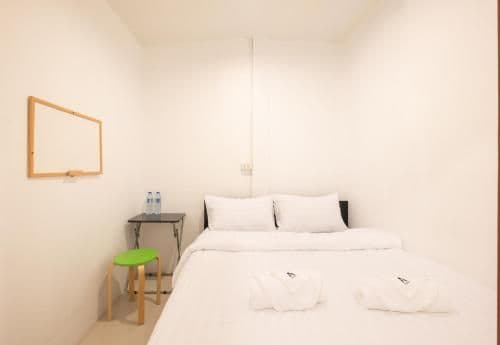 Standard Double Room with Shared Bathroom