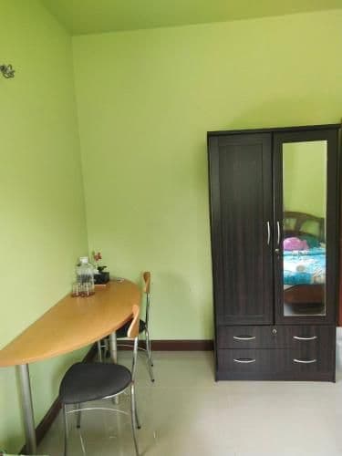 Twin Room with Shared Toilet