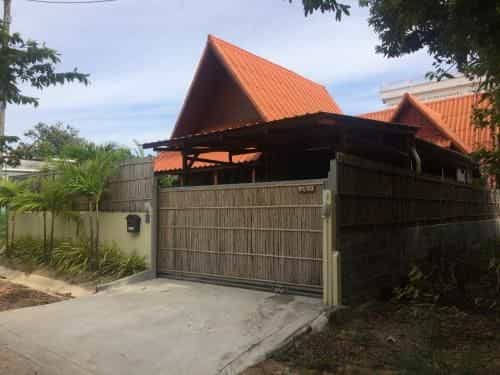 Baan Mai Baan Mai