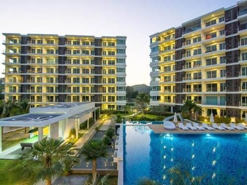 The Sea Condo0