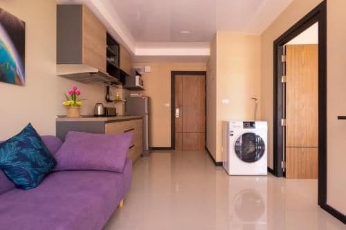 One-Bedroom Apartment
