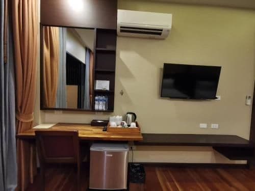 Triple Room with Pool Side