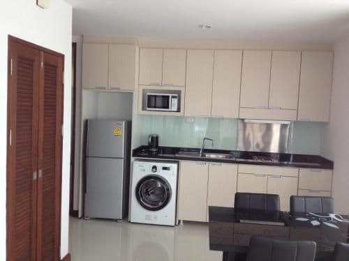 One-Bedroom Deluxe Apartment