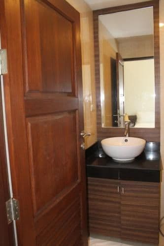 One-Bedroom Deluxe Apartment