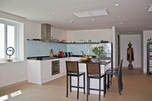 Apartment with Sea View