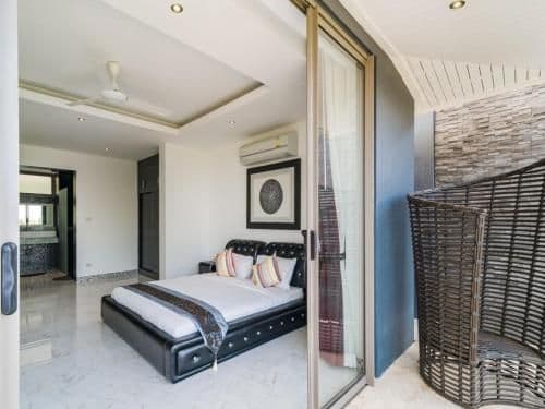 Villa with Sea View