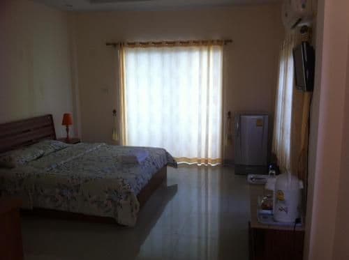 Deluxe Double Room with Extra Bed