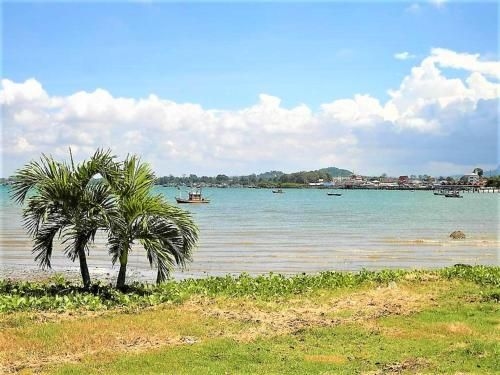 Lovely beaches at Bangsaray & great resturants quiet location4