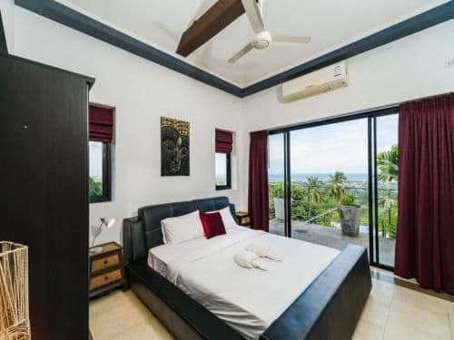 Villa with Sea View
