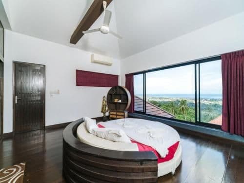 Villa with Sea View