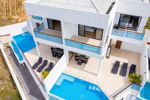 Villa with Sea View