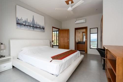 Villa with Sea View