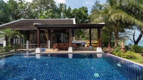 Villa - Beach Front