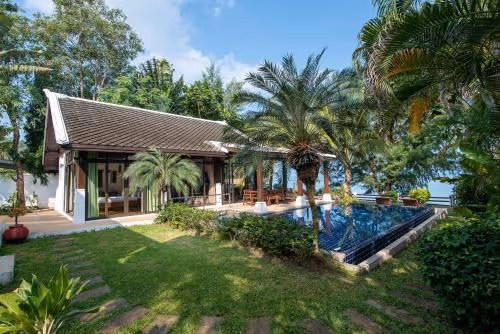 Villa - Beach Front