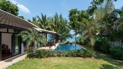 Villa - Beach Front